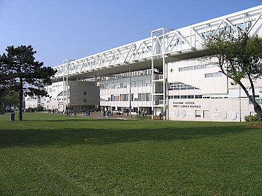 Faculté de droit, UB. Bild: UB